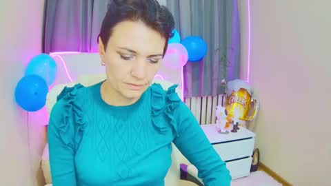 avasaturnian online show from 09.18.25