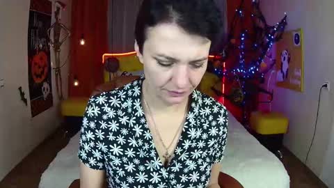 avasaturnian online show from 10.20.25