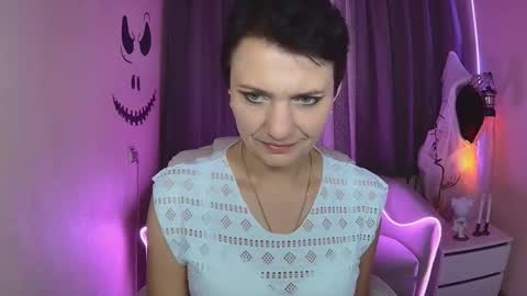 avasaturnian online show from 10.26.25