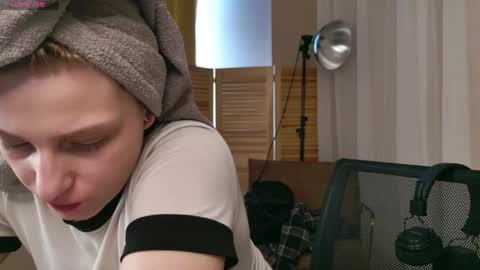 Ava online show from 05.14.26