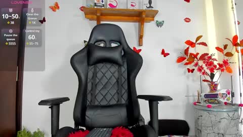 Ava Tomas online show from 03.05.25