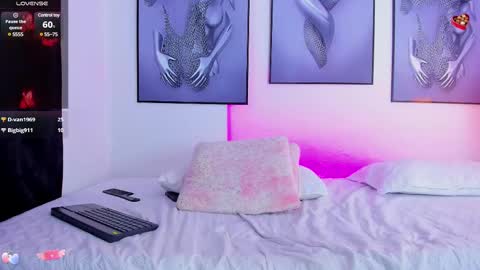 Snapshot of avavega_1 chatting on 02.25.25 Avavega 1 online show from 02.25.25