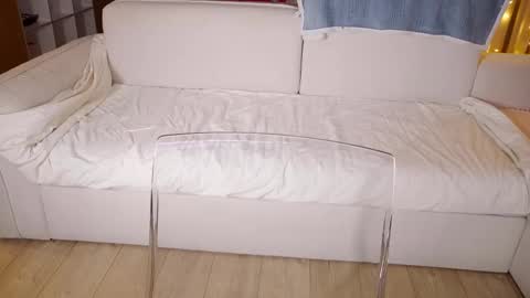 Snapshot of aveksmr chatting on 02.11.25 Kate online show from 02.11.25