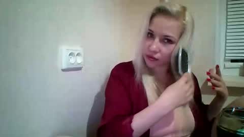 Snapshot of avenixx chatting on 09.20.25 avenixx online show from 09.20.25