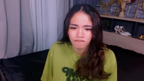 Avery online show from 12.19.25