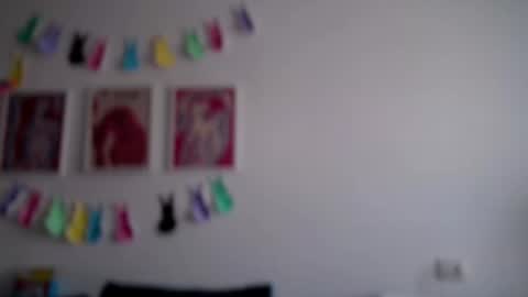 Avery online show from 04.11.26