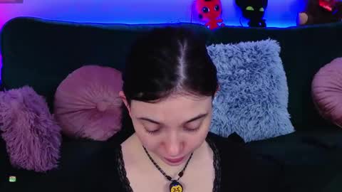 AveryWillow online show from 04.05.26