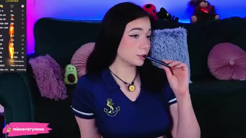 AveryWillow online show from 04.05.26