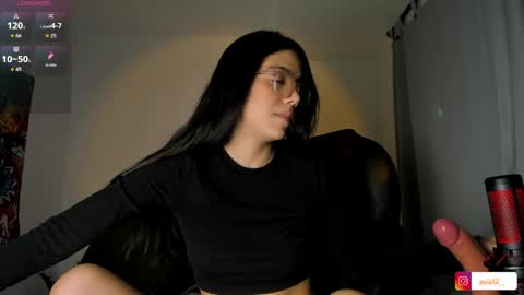   Follow me  Pvt and c2c is on  online show from 04.24.26