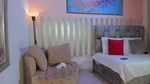 AVIS  online show from 02.07.26