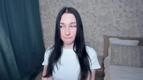 Viole t online show from 11.20.25