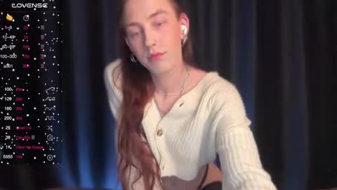 avril_pearly_ online show from 01.10.25