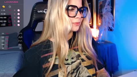 Avrill Morgan online show from 12.09.24