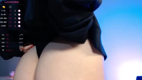 Avrill Morgan online show from 02.20.25