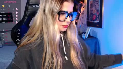 Avrill Morgan online show from 03.09.25