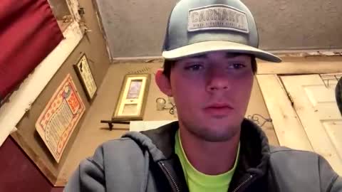 Herjobistables online show from 11.21.25