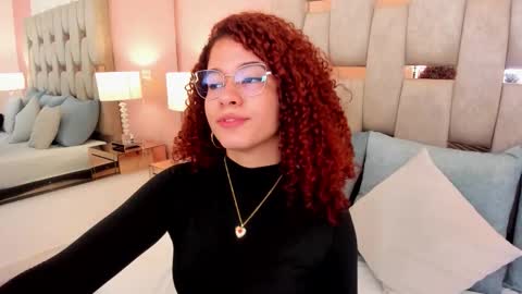 Avril  online show from 01.11.26