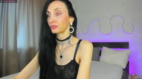 Snapshot of avrora_mars chatting on 05.31.26 Avrora online show from 05.31.26