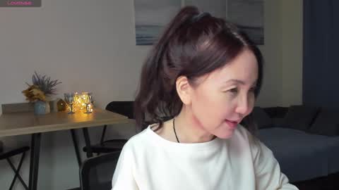 Avrora online show from 01.20.25