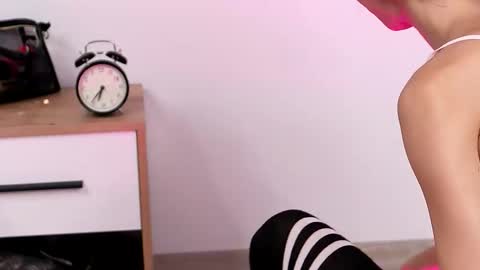 awalynch online show from 11.24.25