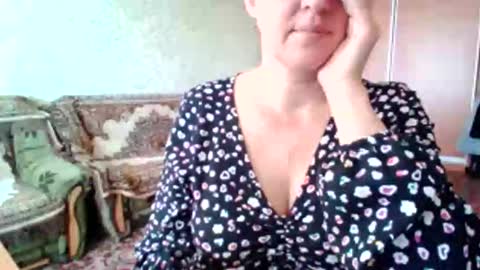 Snapshot of awesomeladyy chatting on 09.27.25 awesomeladyy online show from 09.27.25