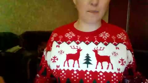 Snapshot of awesomeladyy chatting on 11.15.25 awesomeladyy online show from 11.15.25