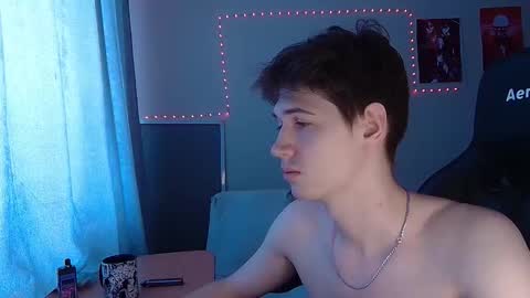 Snapshot of axel_0ne chatting on 02.13.26 axel_0ne online show from 02.13.26