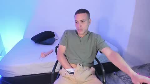 axel__fierro online show from 04.18.26
