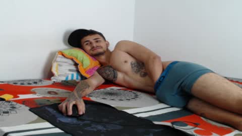 Axel online show from 01.20.25