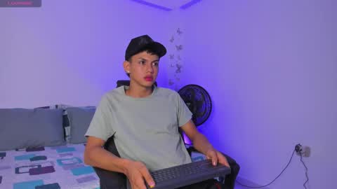 AXEL online show from 10.26.25