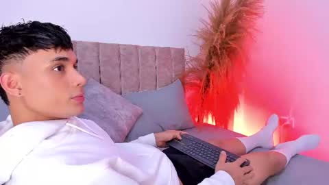 AXEL online show from 07.17.26