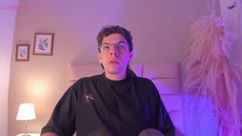 Yooung King  online show from 02.12.26