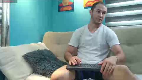 Axel Fairchaild online show from 10.21.25