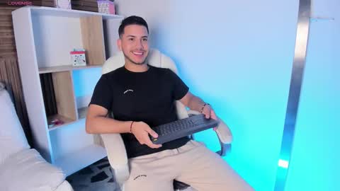 axel_grey_ online show from 09.10.25