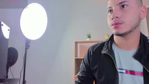 axel_grey_ online show from 03.14.26