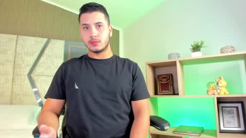 axel_grey_ online show from 03.25.26