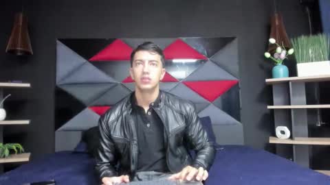 Snapshot of axel_hendrick chatting on 02.07.26 axel_hendrick online show from 02.07.26