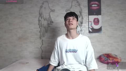 axel_milo_and_kairo online show from 11.27.25