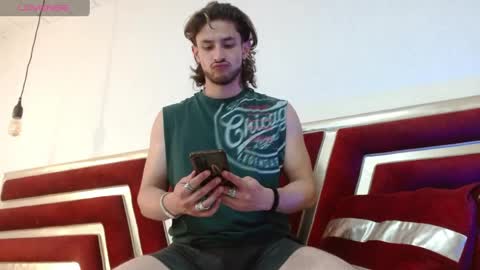 Axel  online show from 04.21.26