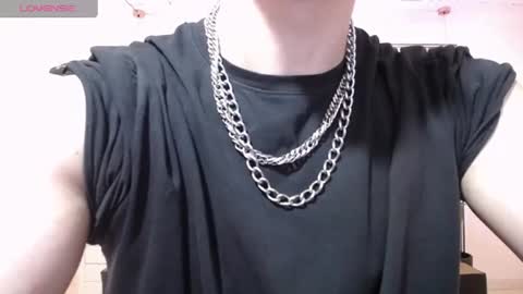 Axel  online show from 07.05.26