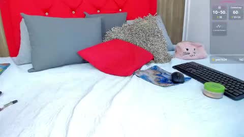 Snapshot of axel_ps chatting on 02.11.25 Alex online show from 02.11.25