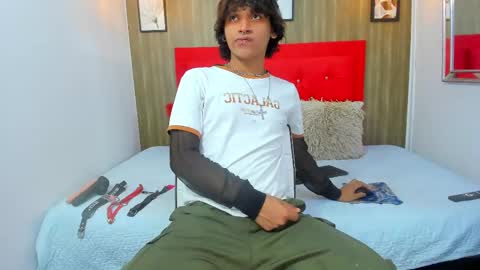 Snapshot of axel_ps chatting on 03.03.25 Alex online show from 03.03.25