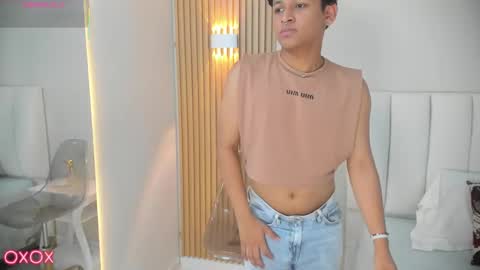 Snapshot of axel_ps chatting on 10.17.25 Alex online show from 10.17.25