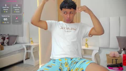 Snapshot of axel_ps chatting on 11.20.25 Alex online show from 11.20.25