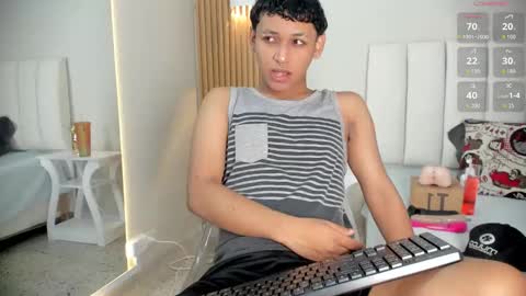 Snapshot of axel_ps chatting on 11.26.25 Alex online show from 11.26.25