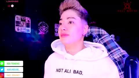 Snapshot of axel_rouse1 chatting on 10.21.25 Axel Rouse online show from 10.21.25