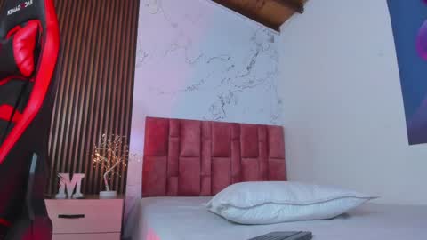 Snapshot of axel_stein2 chatting on 12.14.24 Axel online show from 12.14.24