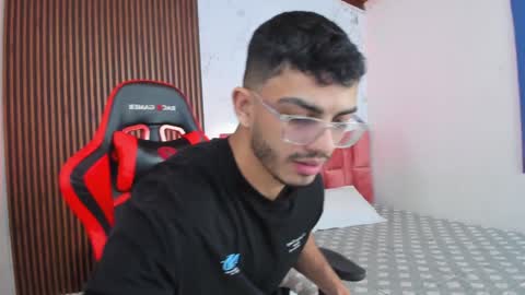 Snapshot of axel_stein2 chatting on 12.24.24 Axel online show from 12.24.24