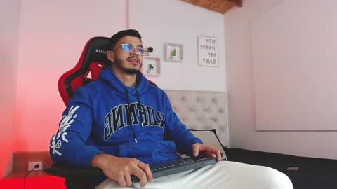 Snapshot of axel_stein2 chatting on 01.21.25 Axel online show from 01.21.25