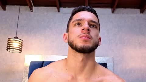 Axel  online show from 04.17.26